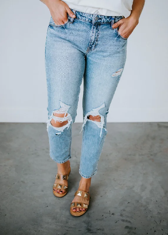 Kailie Distressed Girlfriend Jean