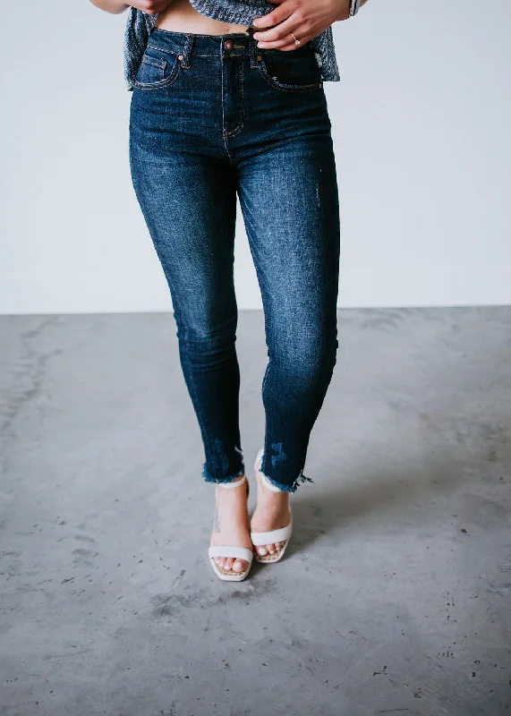 Elodie Frayed Hem Skinny Jean