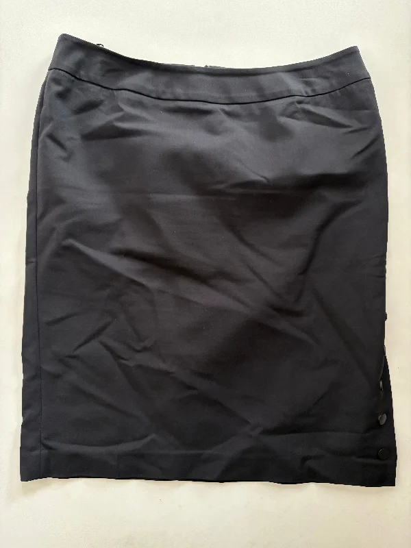 Skirt Midi By Calvin Klein In Black, Size: 6