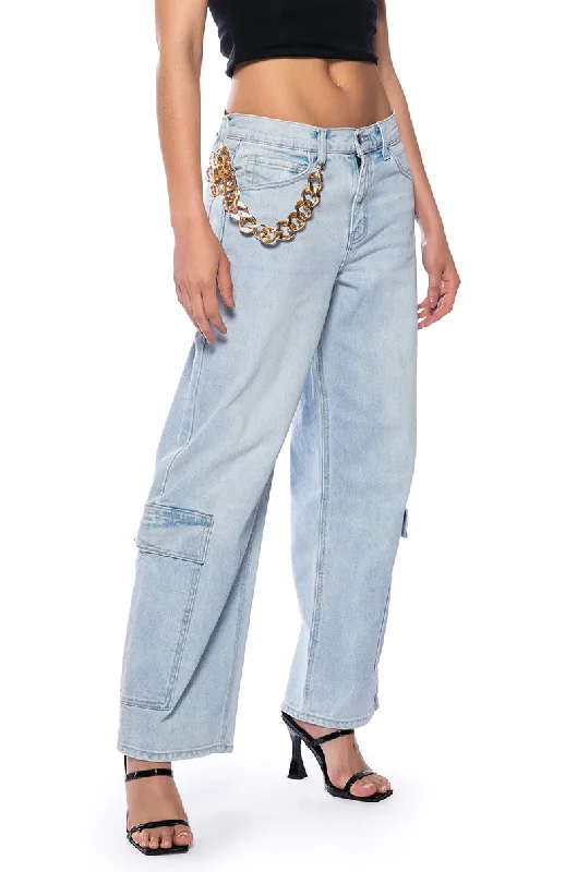 CRUSHING ON THEM VINTAGE LOW RISE LIGHT DENIM JEAN