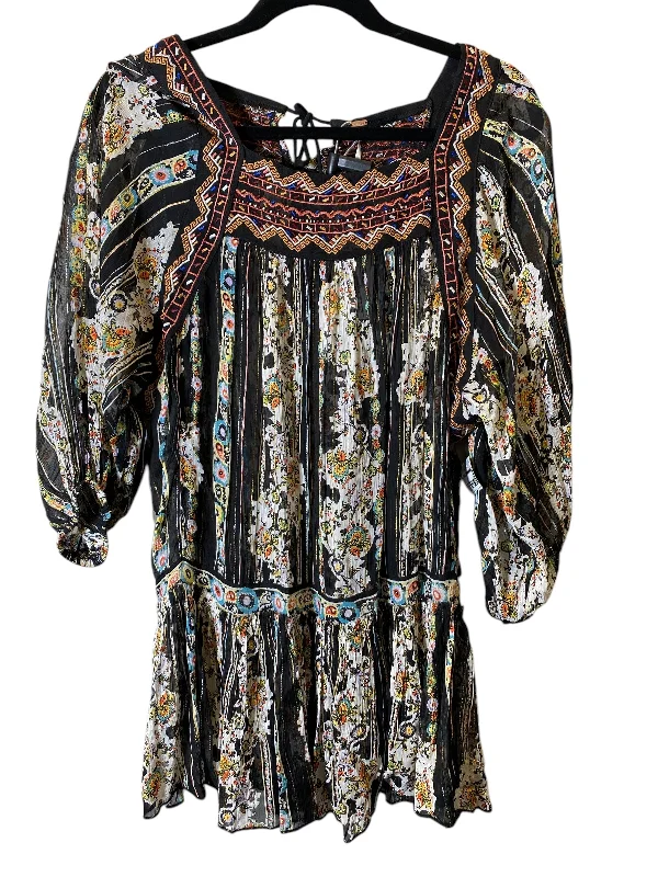 Top Long Sleeve By Free People In Multi-colored, Size: Xs