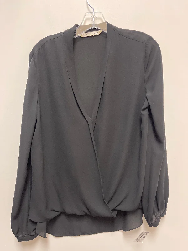 Top Long Sleeve By Max Studio In Black, Size: M